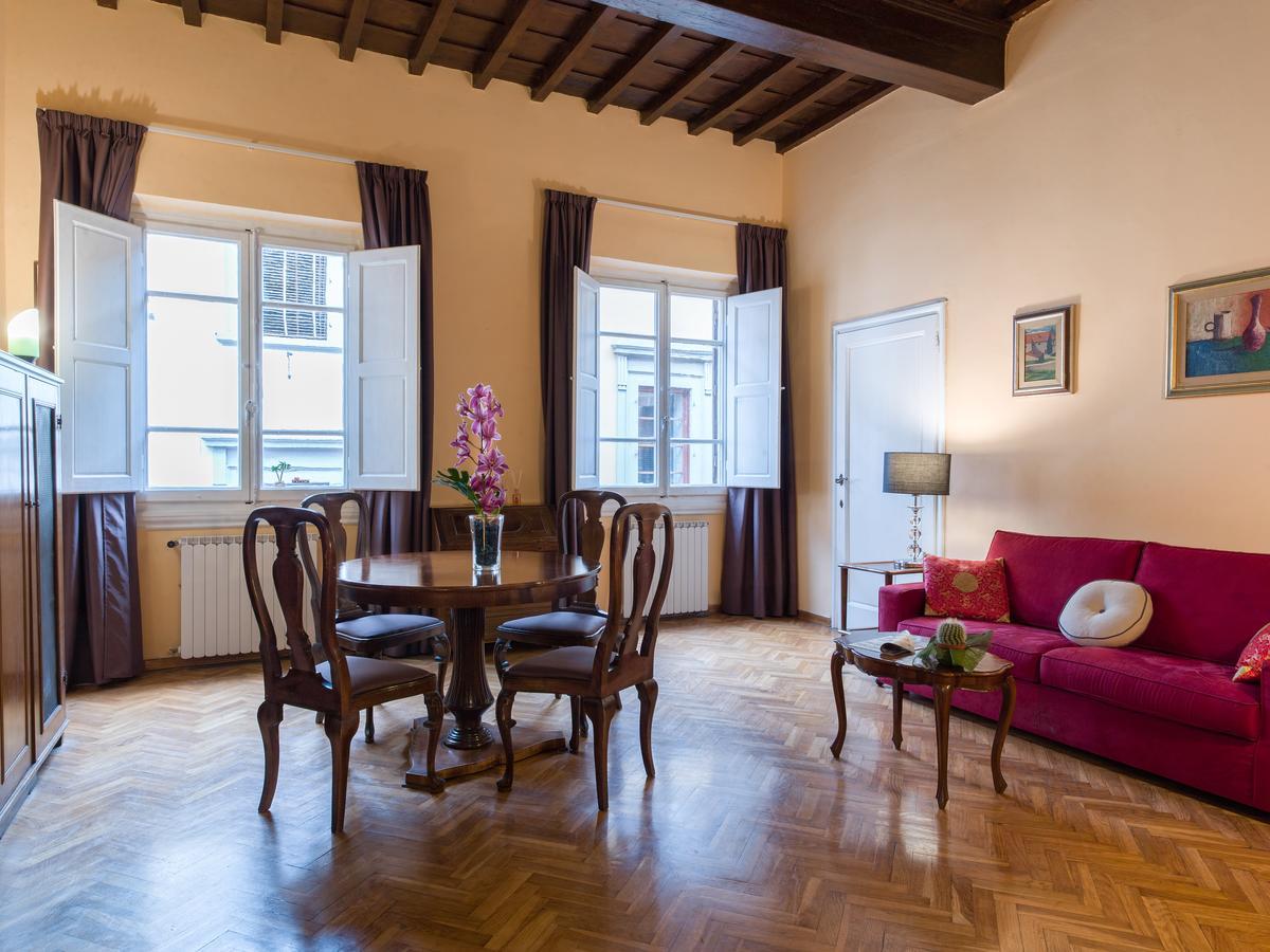 Coco Places Firenze Tornabuoni Apartment ภายนอก รูปภาพ