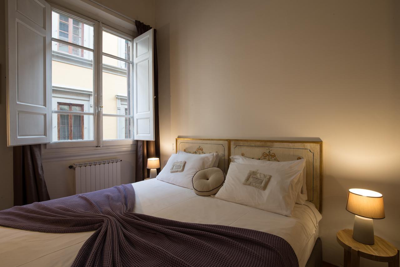 Coco Places Firenze Tornabuoni Apartment ภายนอก รูปภาพ